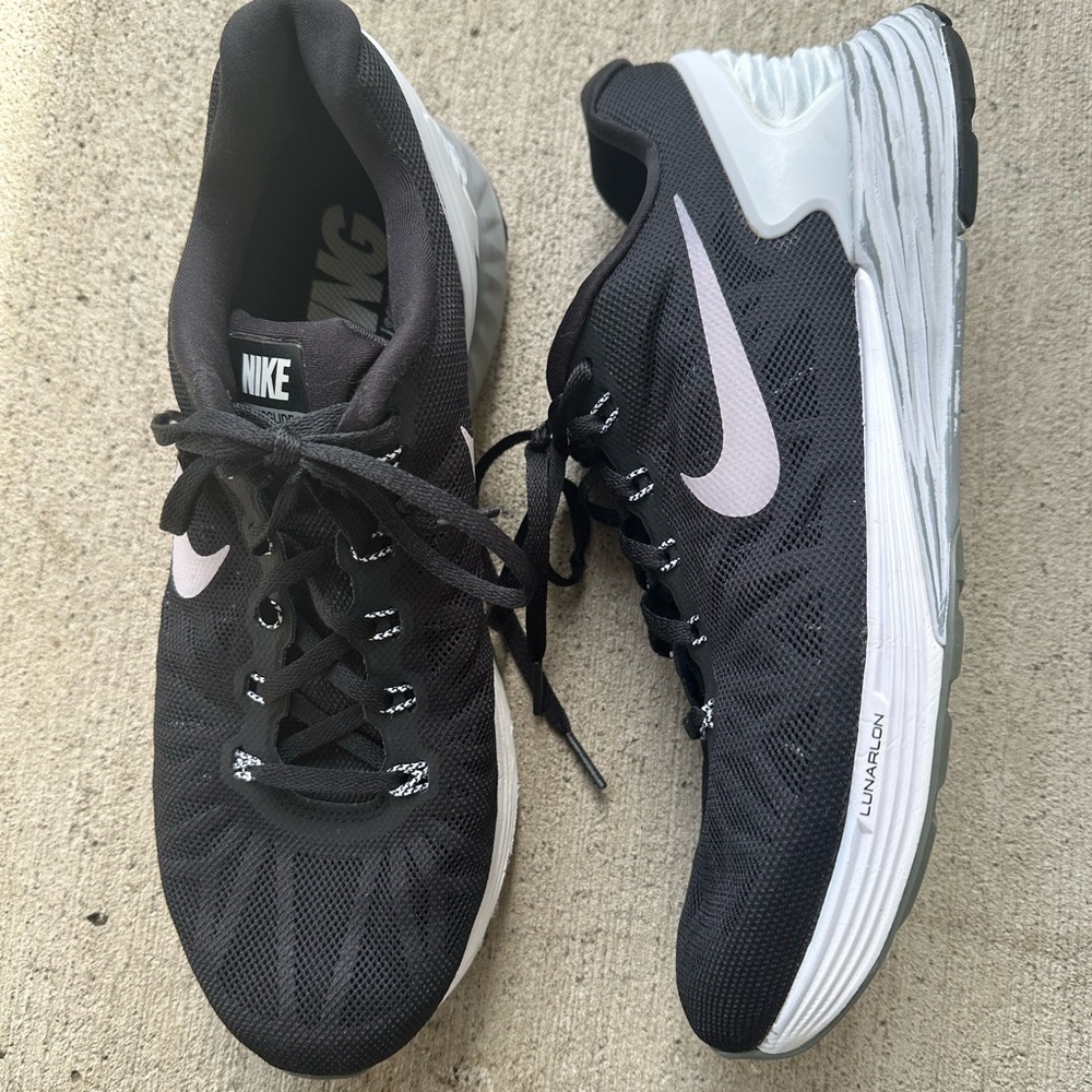 Nike Women’s Lunarglide 6 Flash Running Shoe size 10.5